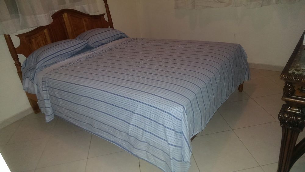 Pensión Dumas 2*